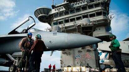 נושאת המטוסים לינקולן | AP נושאת המטוסים לינקולן | AP