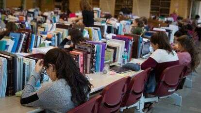 נשים לומדות במדרשת לינדנבאום בירושלים | הדר פרוש - פלאש 90 נשים לומדות במדרשת לינדנבאום בירושלים | הדר פרוש - פלאש 90