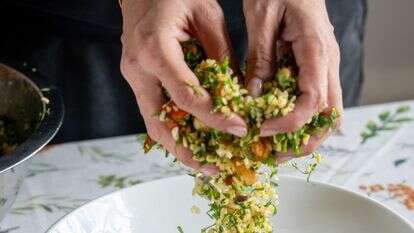 סלט בורגול ופירות יבשים | גיא אשכנזי, Agency Karela