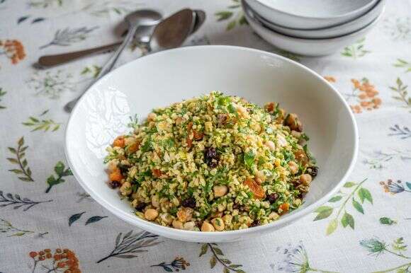 סלט בורגול ופירות יבשים | גיא אשכנזי, Agency Karela סלט בורגול ופירות יבשים | גיא אשכנזי, Agency Karela