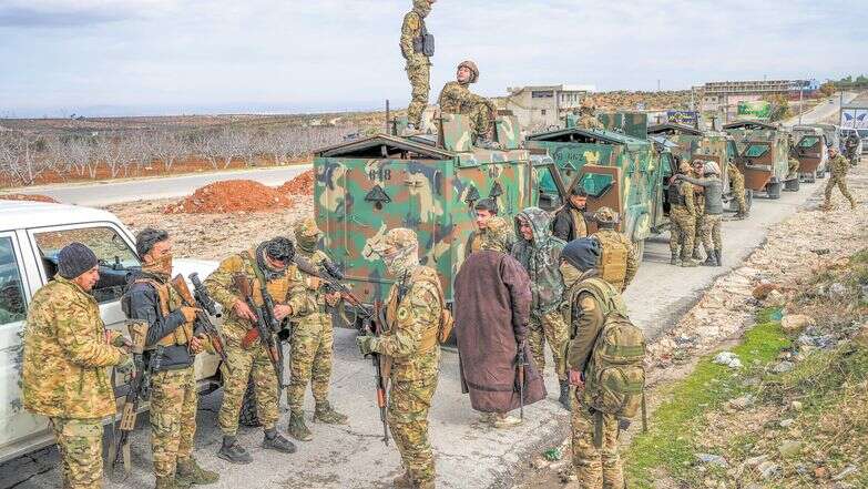 המטרה היא יציבות. כוחות א־שרע ממזרח לחלב, בדרכם לנהר פרת | EPA