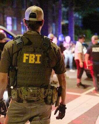 כוחות FBI בארה"ב | AP כוחות FBI בארה"ב | AP
