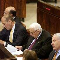 נתניהו, שרון ואולמרט בדיונים על חוק ההתנתקות, 2004 | עמוס בן גרשום, לע"מ