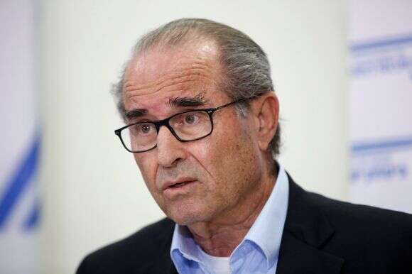 שבתי שביט | אי.פי.איי