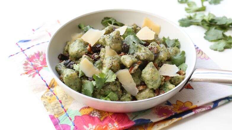 ניוקי עם כוסברה ברוטב ירוק מפתיע - למה לא חשבתם על זה קודם? | אפרת ליכטנשטט