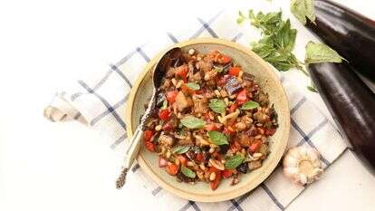 סלט החצילים הסיציליאני שלא דומה לשום דבר שהכרתם | אפרת ליכטנשטט