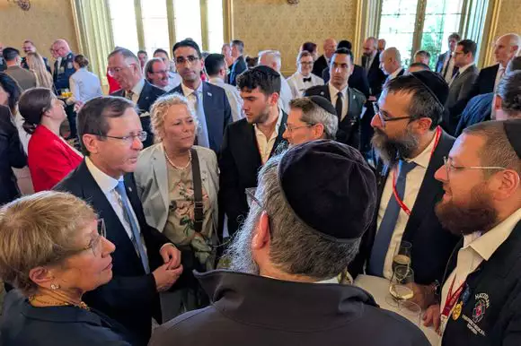 נשיא המדינה יצחק הרצוג ב | ישי פלג