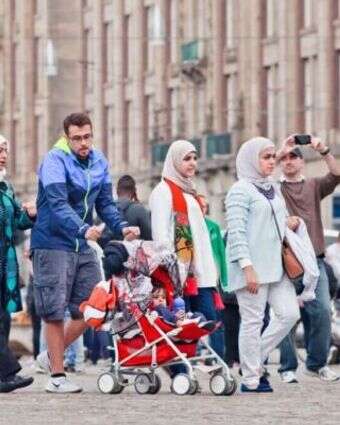 מוסלמים בהולנד | שאטרסטוק