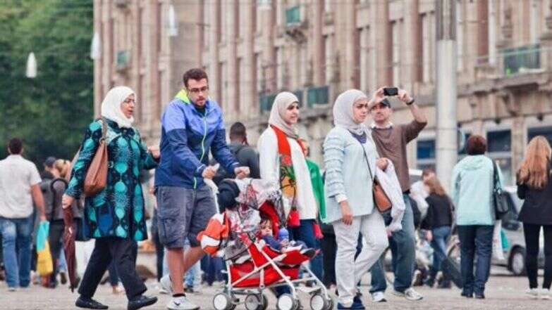 מוסלמים בהולנד | שאטרסטוק