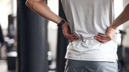 אימונים במכון כושר | שאטרסטוק אימונים במכון כושר | שאטרסטוק