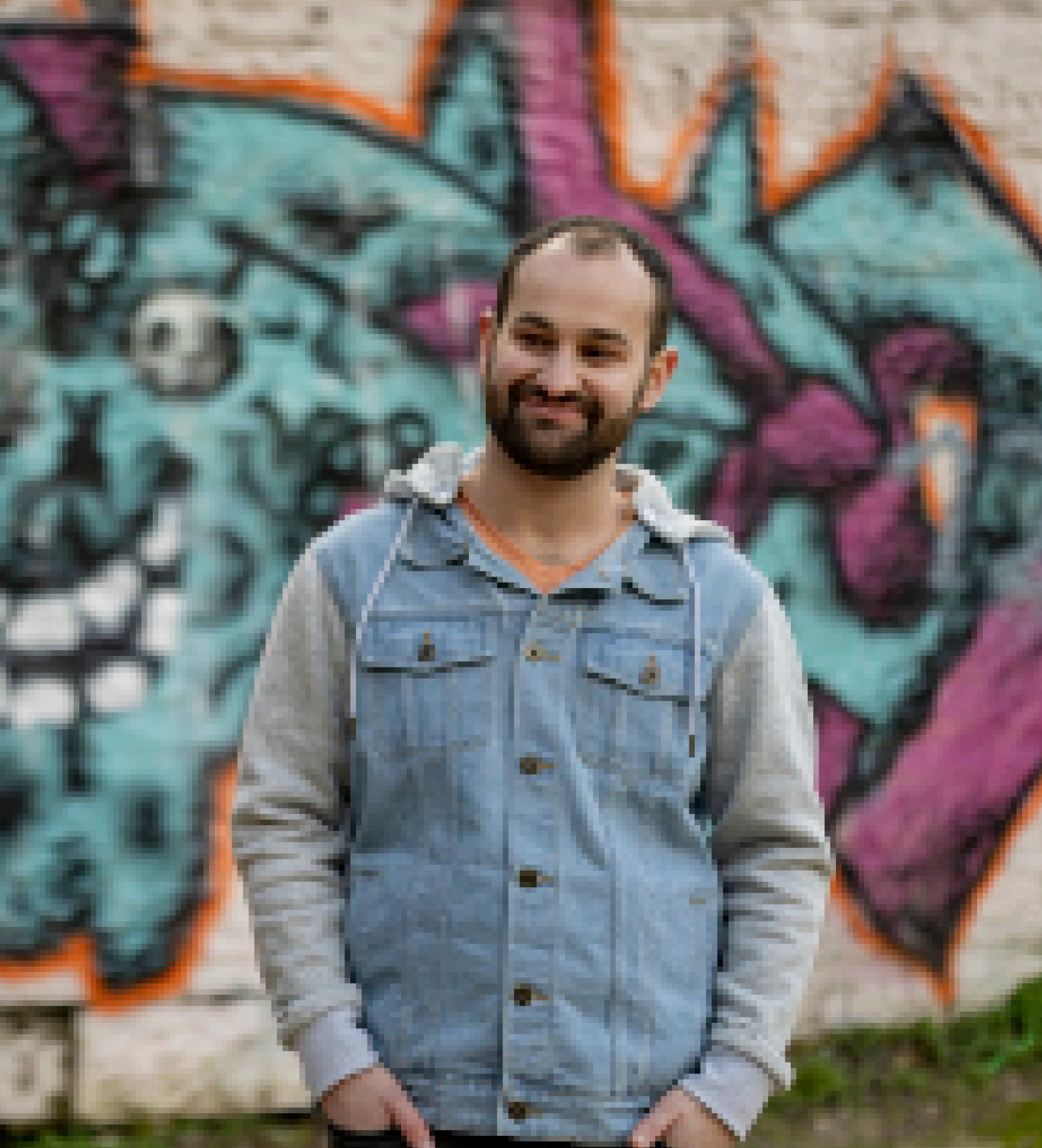 „להיות לא גיבור בעולם של גיבורים”: היוצר הצעיר דובי רוזנברג בסרט ראשון