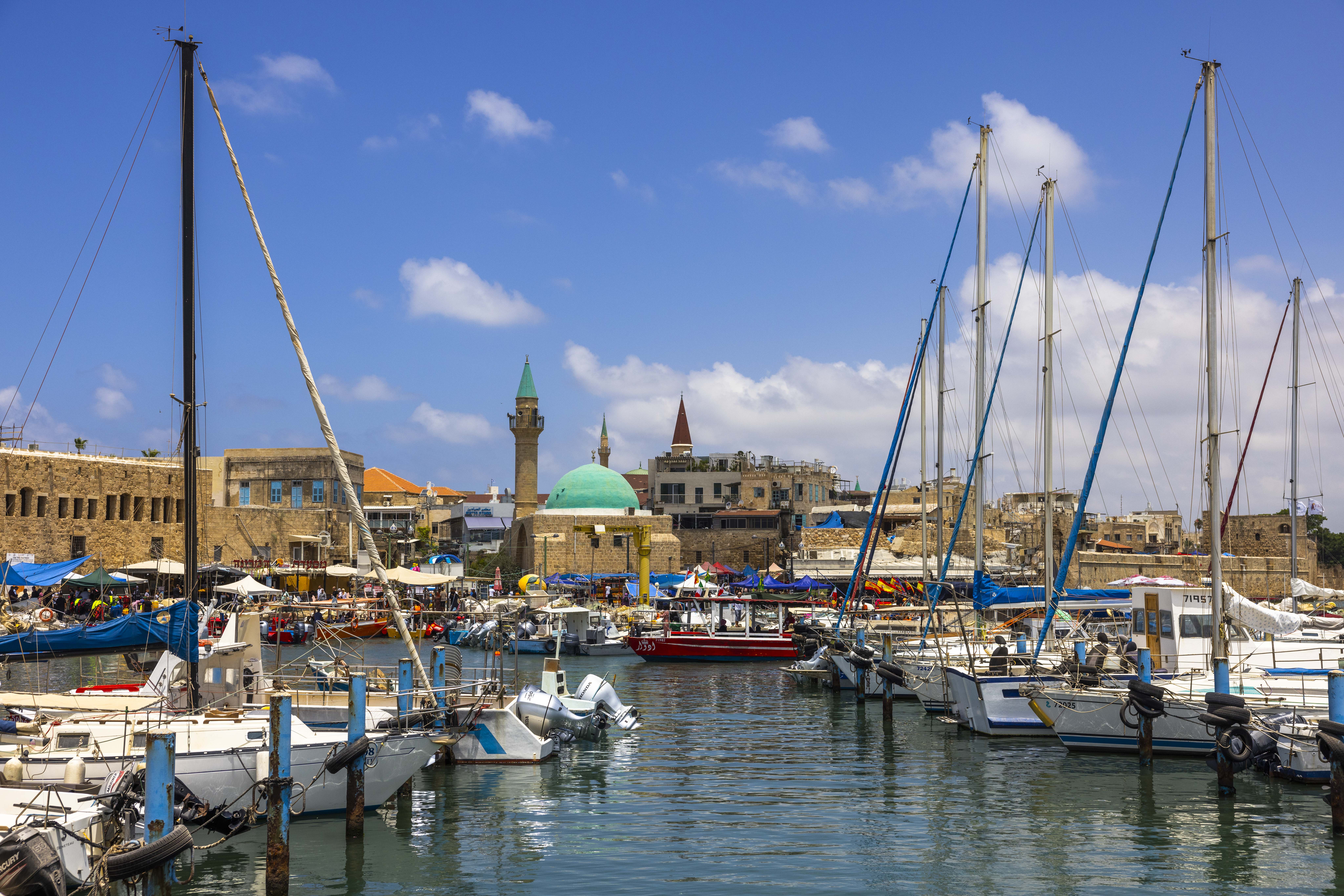 "עד 'שומר החומות', עכו הייתה בשבילי דוגמה לדו־קיום". נמל עכו | דוד כהן, פלאש 90 "עד 'שומר החומות', עכו הייתה בשבילי דוגמה לדו־קיום". נמל עכו | דוד כהן, פלאש 90