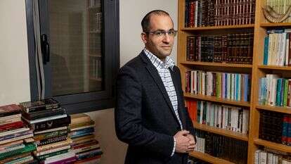 אבי זדה | נעמה שטרן