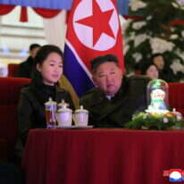 קים ג'ונג-און ובתו | AFP