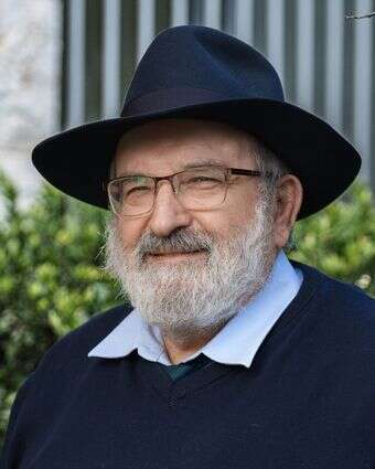 לא מאמין בכתב האישום דף הבית | אנצ'ו גוש, ג'יני