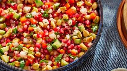 סלט בוטנים הודי שמפיל את כולם: קראנצ'י, חריף וממכר | טום מקורקל; עיצוב אוכל מאת ג'ינה ניסטיקו עבור הוושינגטון פוסט סלט בוטנים הודי שמפיל את כולם: קראנצ'י, חריף וממכר | טום מקורקל; עיצוב אוכל מאת ג'ינה ניסטיקו עבור הוושינגטון פוסט