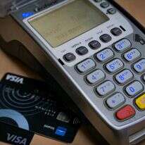 כרטיסי אשראי | נתי שוחט, פלאש 90