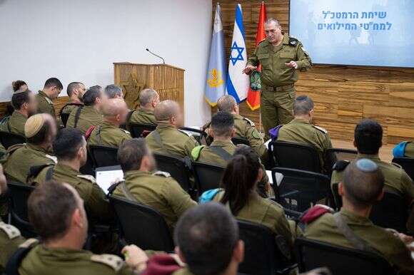 הרמטכ"ל בשיח עם מפקדי חטיבות המילואים | דובר צה"ל