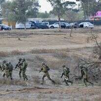 חיילים בחניון רעים ב9 באוקטובר 2023 | אורן כהן