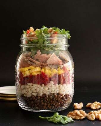 כך לוקחים ארוחה מלאה לעבודה בלי בישול | אפרת ליכטנשטט