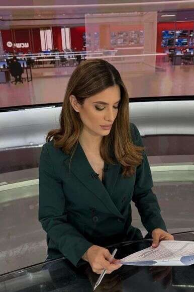 נוי בר איזק באולפן ערוץ 14 | ללא קרדיט