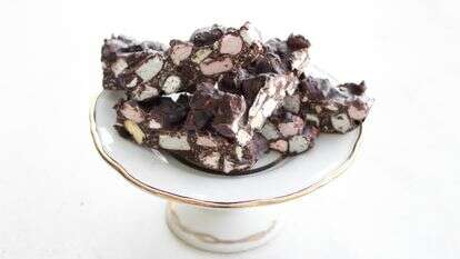 לא כדורי שוקולד: החטיף שגונב את ההצגה | אפרת ליכטנשטט