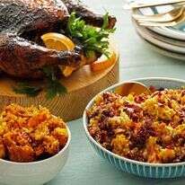 סעודה פרסית זו לפורים מתאימה לארוחת ערב של אמצע השבוע | טום מקורקל ; עיצוב אוכל: ליסה צ'רקסקי עבור הוושינגטון פוסט.