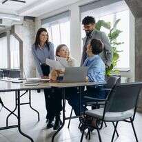 מרחב עבודה משותף | שאטרסטוק מרחב עבודה משותף | שאטרסטוק