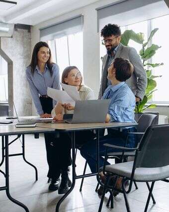 מרחב עבודה משותף | שאטרסטוק מרחב עבודה משותף | שאטרסטוק
