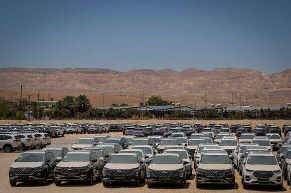 מכוניות מיובאות בנמל אילת, 2023 | נעם רבקין פנטון, פלאש 90