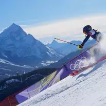 מיקלה שיפרין מתחרה בסלאלום לנשים באולימפיאדת החורף 2026 | AP
