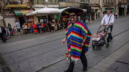 חגיגות פורים בירושלים | יונתן זינדל, פלאש 90