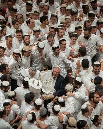 חגיגות שמחת תורה בישיבת הר המור בירושלים | חיים גולדברג, פלאש 90