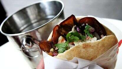 סביח | ניקי קלווין, פלאש 90 סביח | ניקי קלווין, פלאש 90