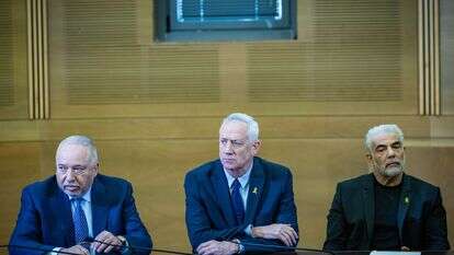 יאיר לפיד, בני גנץ ואביגדור ליברמן | יונתן זינדל, פלאש 90