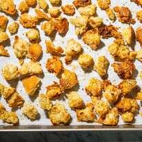 איך להכין קרוטונים פריכים וטעימים לשדרוג הסלט שלכם | ריי לופז עבור הוושינגטון פוסט