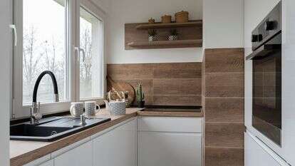 לפעמים ההתאמה הכי חכמה היא לא למתוח את היכולת של המטבח, אלא לבשל חכם. | שאטרסטוק