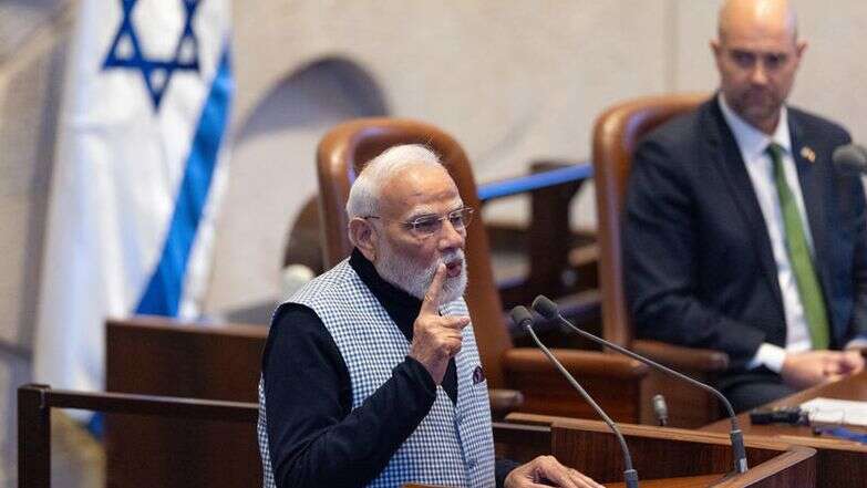 ראש ממשלת הודו נרנדרה מודי בנאומו בכנסת | יונתן זינדל, פלאש 90 ראש ממשלת הודו נרנדרה מודי בנאומו בכנסת | יונתן זינדל, פלאש 90