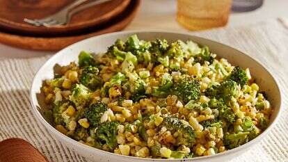 סלט חם | טום מקורקל, עיצוב אוכל מאת ג'ינה ניסטיקו עבור הוושינגטון פוסט