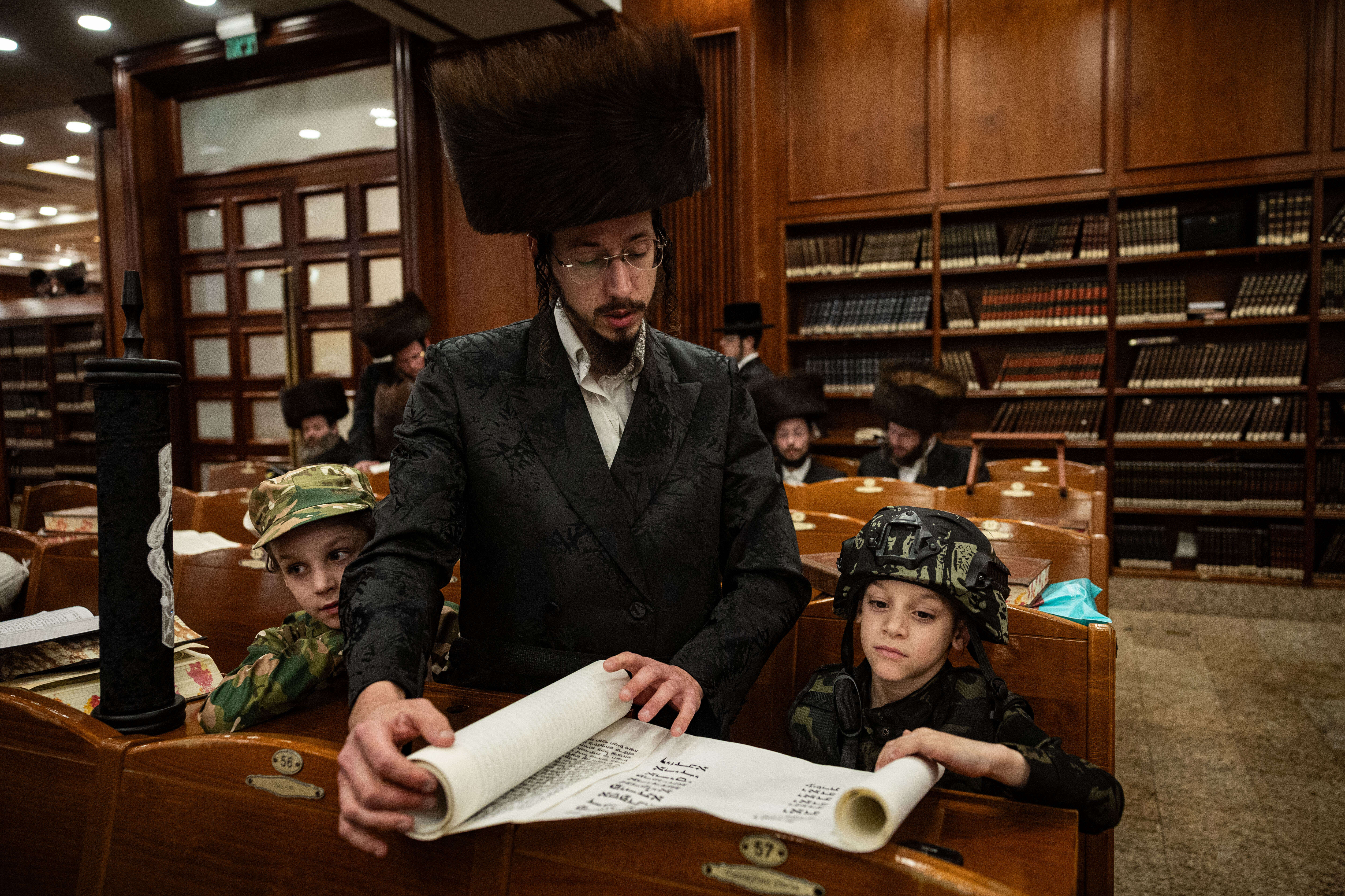 קריאת מגילה בשידור חי: לצפייה ישירה | פורים תשפ”ו (2026)