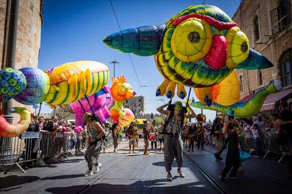 עדלאידיע בירושלים | יונתן זינדל - פלאש 90