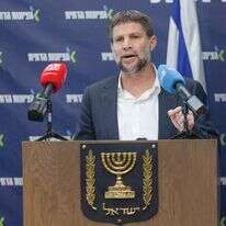 אחרי תקופה מטלטלת כל כך, אפשר להגיד לו תודה. סמוטריץ' | יונתן זינדל, פלאש 90 אחרי תקופה מטלטלת כל כך, אפשר להגיד לו תודה. סמוטריץ' | יונתן זינדל, פלאש 90