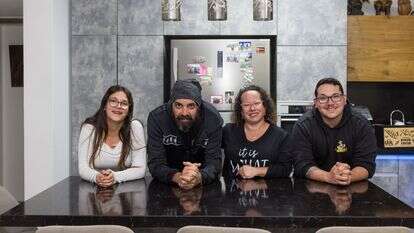 משפחת מדמון | לירון מולדובן