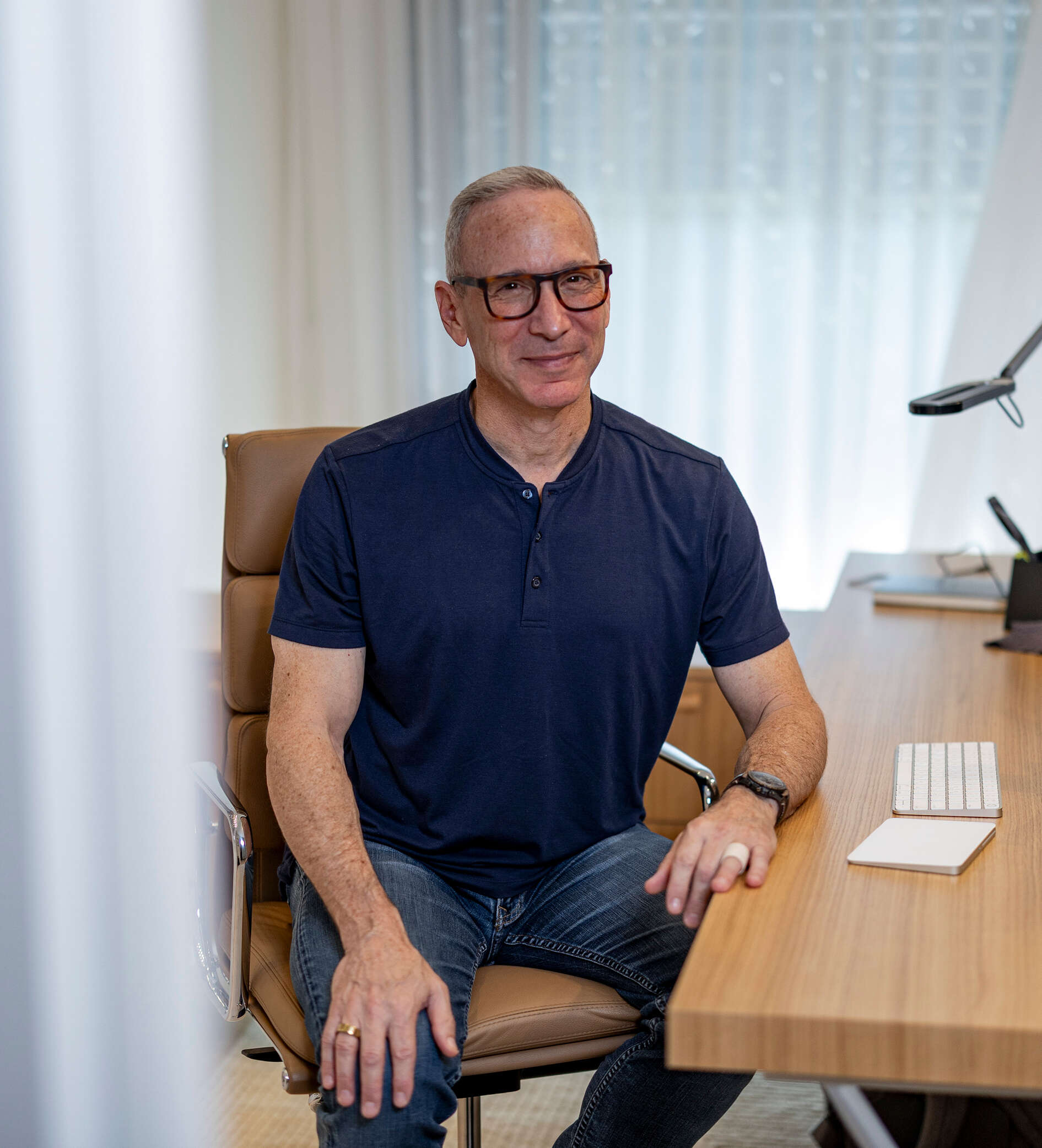 „במקום שהבינה המלאכותית תחליף אותם, הם יגרמו לה לעבוד בשבילם”