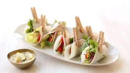 כך תהפכו קולרבי לטאקו מושלם בביס אחד | אפרת ליכטנשטט כך תהפכו קולרבי לטאקו מושלם בביס אחד | אפרת ליכטנשטט