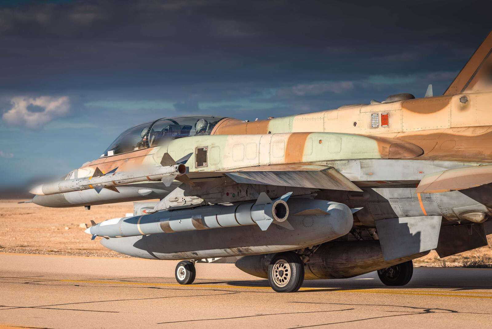 מטוס חיל האוויר בדרכו לתקיפה באיראן | דובר צה"ל