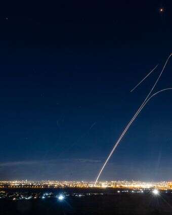 מערכת נגד טילים יורה טילי יירוט על טילים שנורו מאיראן | יוסי אלוני - פלאש 90