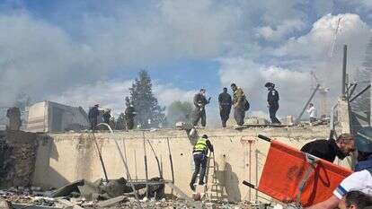 מתוך הזירה של פגיעת הטיל הישיר בבית, בבית שמש | דוברות עיריית בית שמש