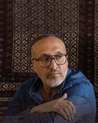 חולם בפרסית | אבישג שאר-ישוב