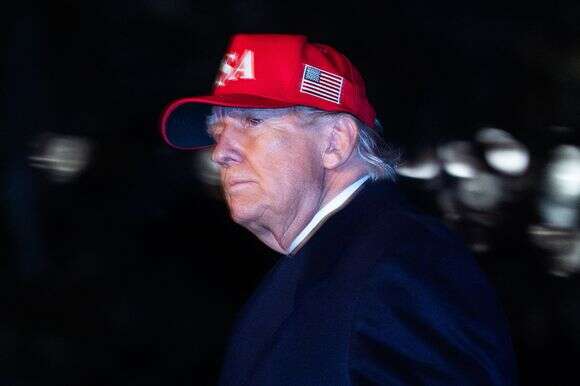 נשיא ארה"ב דונלד ג'יי טראמפ חוזר לבית הלבן בוושינגטון הבירה | EPA/אהרון שוורץ / פול